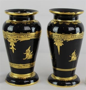 Image description is not available for DU1980.47a-b